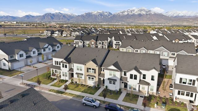 13897 S CANAAN PEAK DR, Herriman, UT 84096