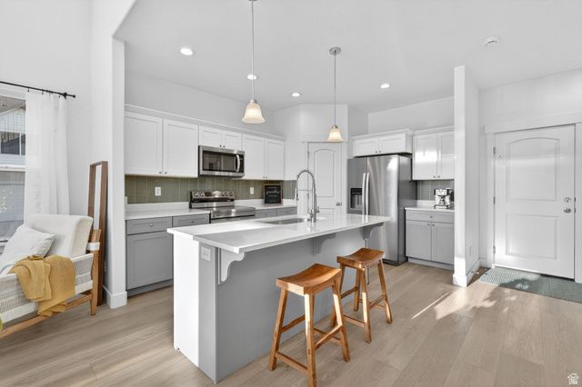 13897 S CANAAN PEAK DR, Herriman, UT 84096