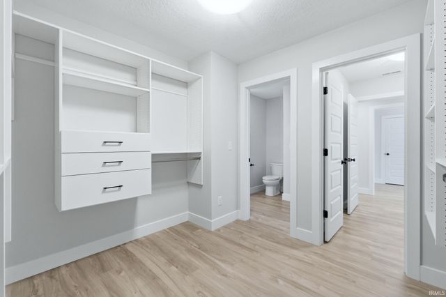 1572 Lagonda Trail, Fort Wayne, IN 46818