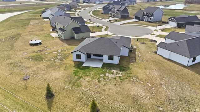 1572 Lagonda Trail, Fort Wayne, IN 46818