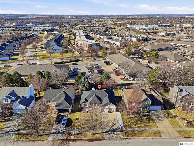7231 S 30th Place, Lincoln, NE 68516