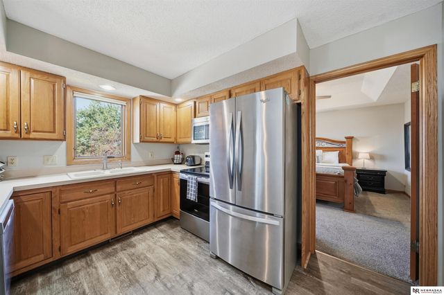 7231 S 30th Place, Lincoln, NE 68516