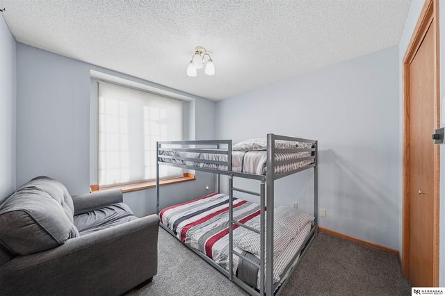 7231 S 30th Place, Lincoln, NE 68516