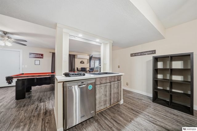 7231 S 30th Place, Lincoln, NE 68516