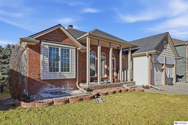 7231 S 30th Place, Lincoln, NE 68516