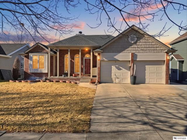 7231 S 30th Place, Lincoln, NE 68516