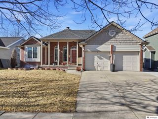 7231 S 30th Place, Lincoln, NE 68516