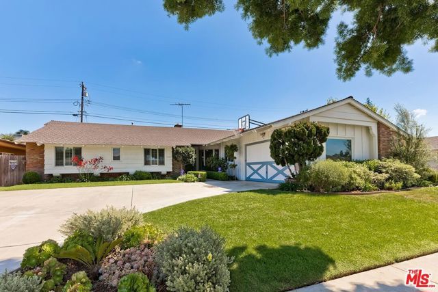 6606 S Sherbourne Drive, Los Angeles, CA 90056