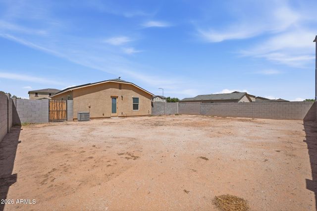 135 E WATSON Place, Casa Grande, AZ 85122