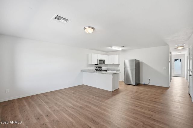 135 E WATSON Place, Casa Grande, AZ 85122