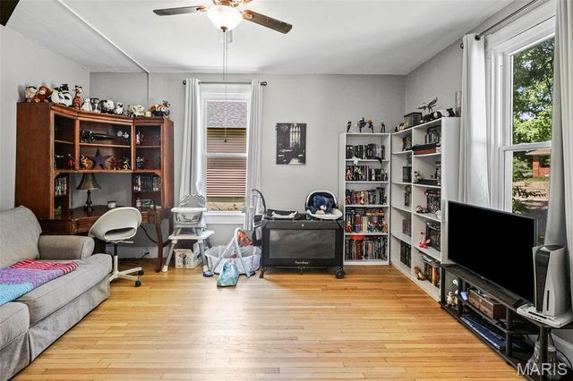 1324 Lebanon Avenue, Belleville, IL 62221