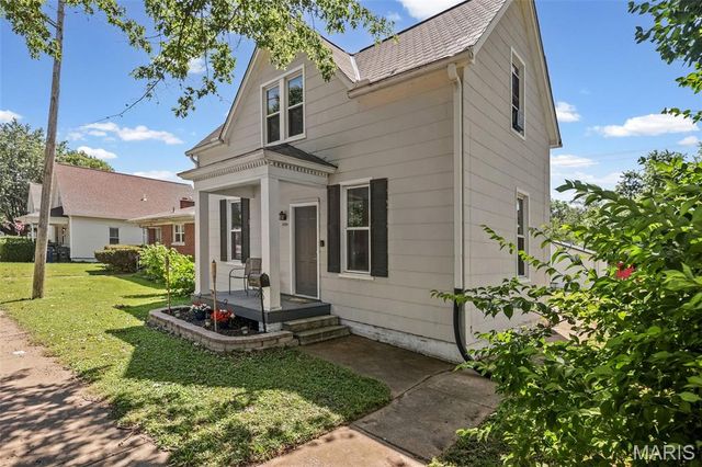 1324 Lebanon Avenue, Belleville, IL 62221