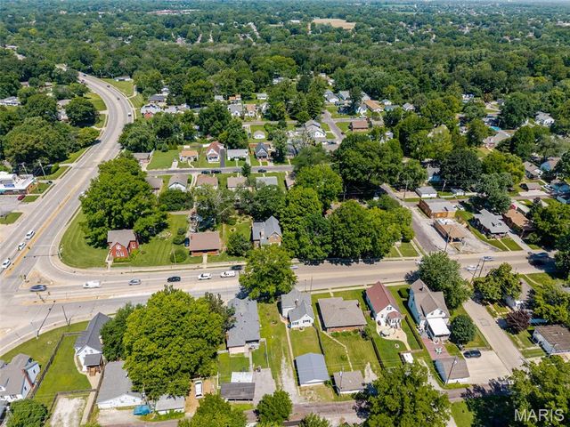 1324 Lebanon Avenue, Belleville, IL 62221