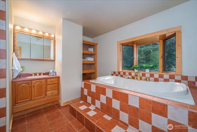 42416 May Creek Road, Gold Bar, WA 98251