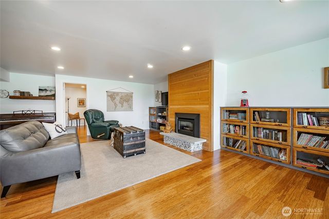 2147 Hillside Place, Ferndale, WA 98248
