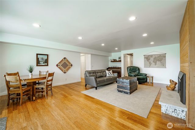 2147 Hillside Place, Ferndale, WA 98248