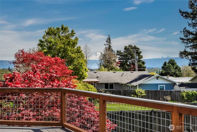 2147 Hillside Place, Ferndale, WA 98248