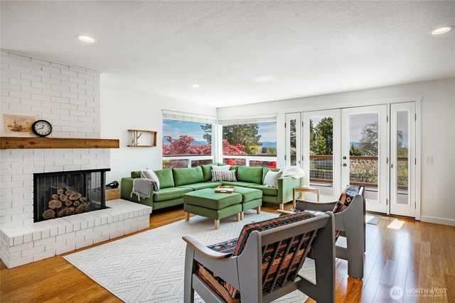 2147 Hillside Place, Ferndale, WA 98248