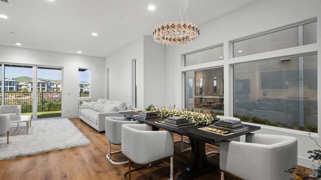 2409 Waterside Dr, Fairfield, CA 94533