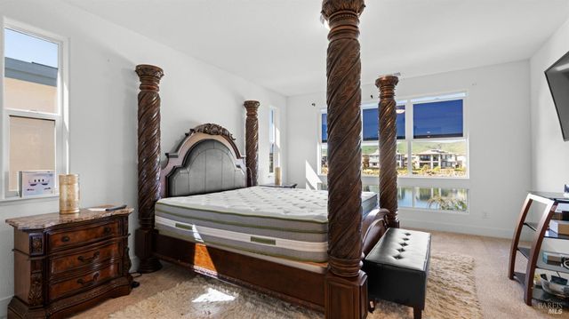 2409 Waterside Dr, Fairfield, CA 94533