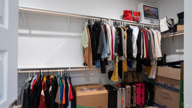 2409 Waterside Dr, Fairfield, CA 94533