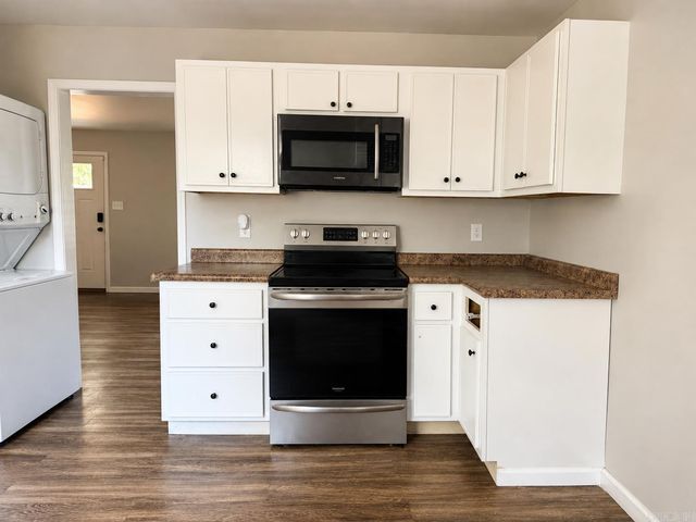 2211 Sutton Drive, Jonesboro, AR 72401