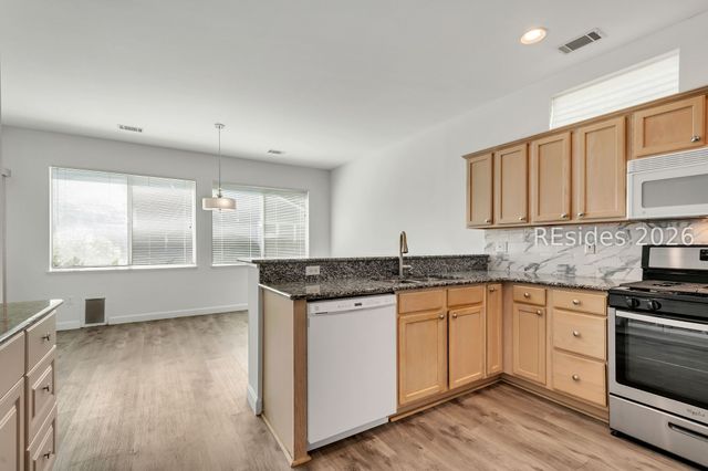 1 Coburn Ln, Bluffton, SC 29909