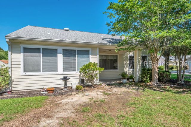 1 Coburn Ln, Bluffton, SC 29909
