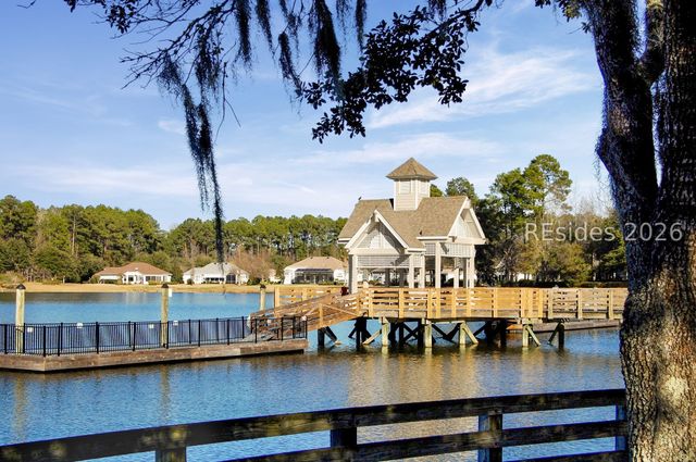 1 Coburn Ln, Bluffton, SC 29909