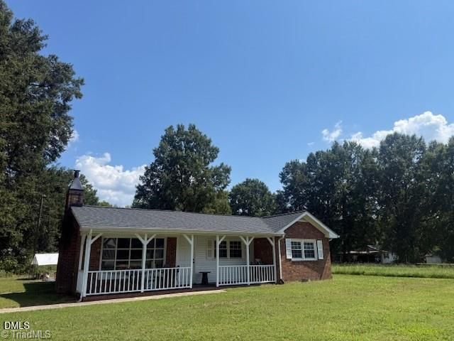 511 N Nc Highway 100, Whitsett, NC 27377