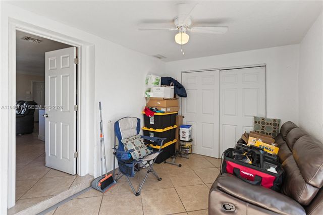 6408 Pierce St, Hollywood, FL 33024