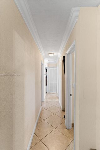 6408 Pierce St, Hollywood, FL 33024