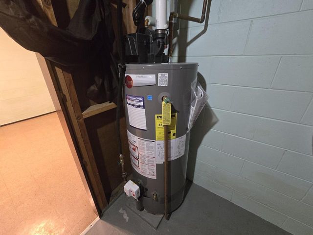 1920 PLEASANT VIEW DRIVE, Wisconsin Rapids, WI 54494