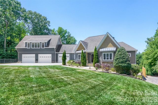 136 Bridlewood Drive, Mooresville, NC 28117
