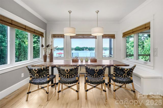 136 Bridlewood Drive, Mooresville, NC 28117