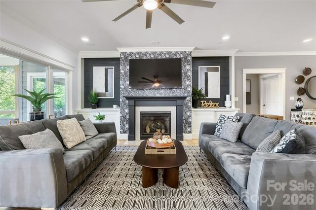 136 Bridlewood Drive, Mooresville, NC 28117