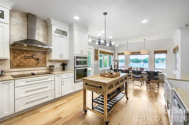 136 Bridlewood Drive, Mooresville, NC 28117