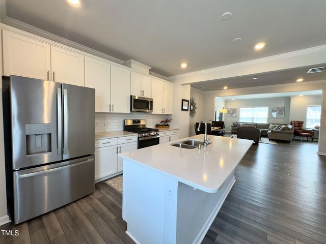 527 Brushford Lane, Wake Forest, NC 27587