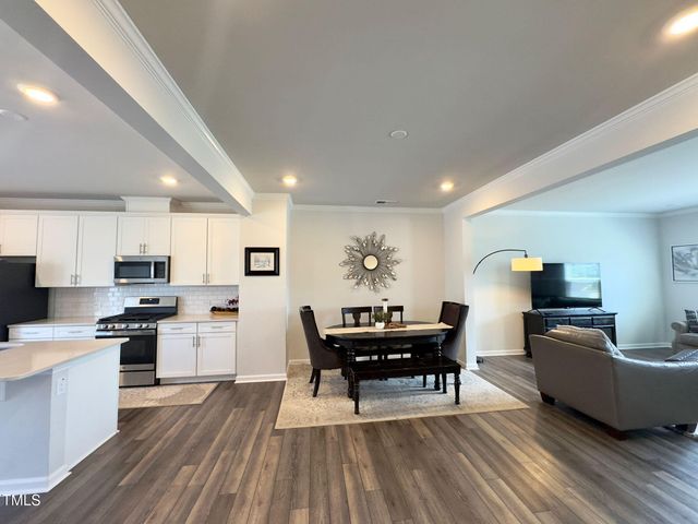 527 Brushford Lane, Wake Forest, NC 27587