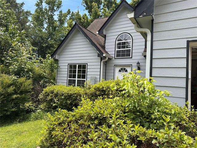 7710 Silversmith Drive, Cumming, GA 30028