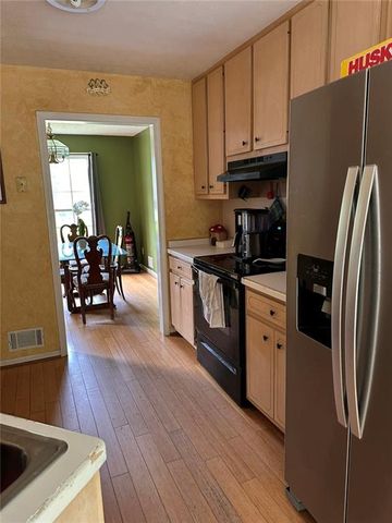 7710 Silversmith Drive, Cumming, GA 30028