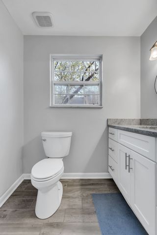 5510 Country Dr Apt 66, Nashville, TN 37211