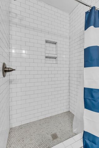 5510 Country Dr Apt 66, Nashville, TN 37211