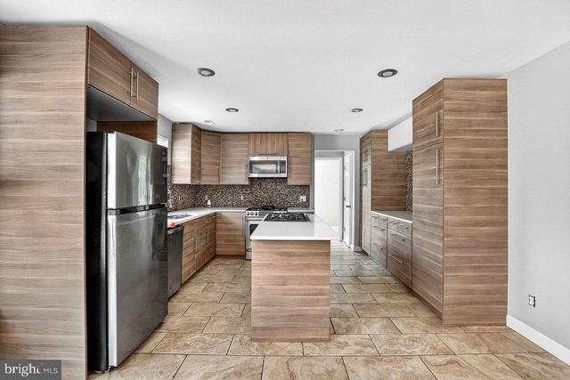 1244 WHISPERING WOODS DR, Williamstown, NJ 08094