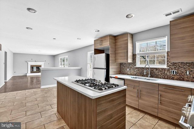 1244 WHISPERING WOODS DR, Williamstown, NJ 08094