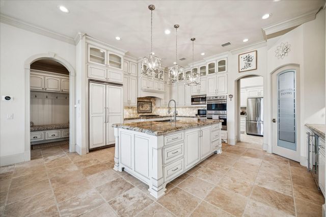 7 Haven Shore Lane, Sugar Land, TX 77479