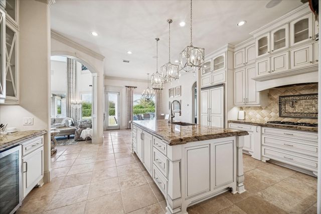 7 Haven Shore Lane, Sugar Land, TX 77479