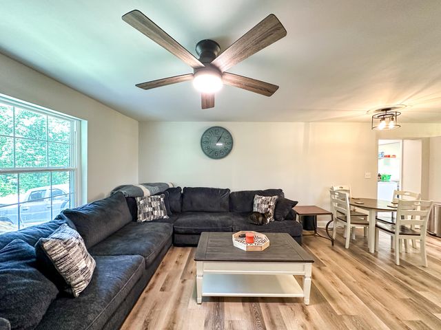 810 Happy Top Road, Clay City, KY 40312