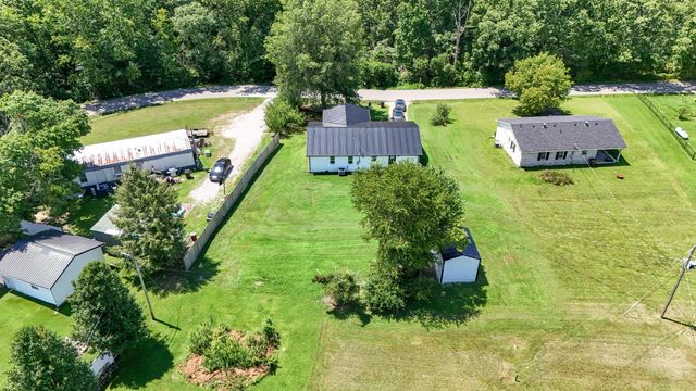 810 Happy Top Road, Clay City, KY 40312