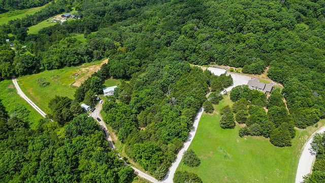 617 Duncan Lane, Pineville, MO 64856
